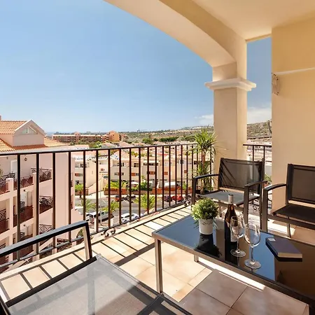 El Palomar Atteserg Castle Harbour