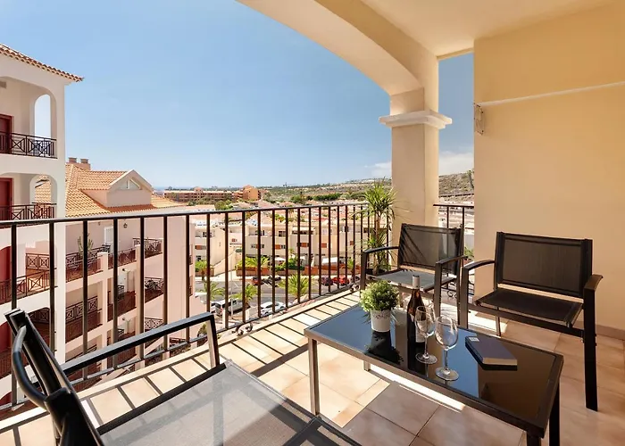 El Palomar Atteserg Castle Harbour