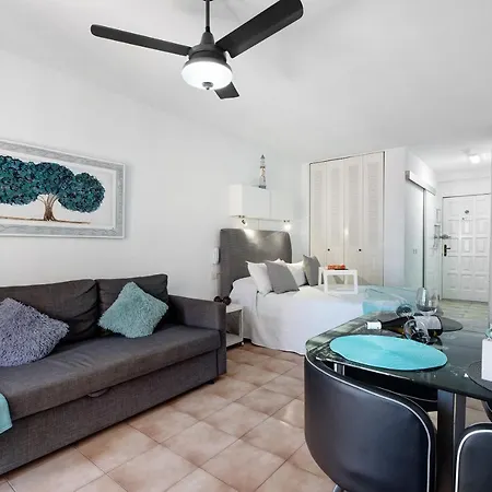 El Palomar Atteserg Castle Harbour